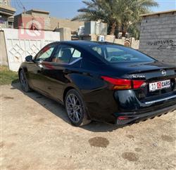 نيسان ألتيما